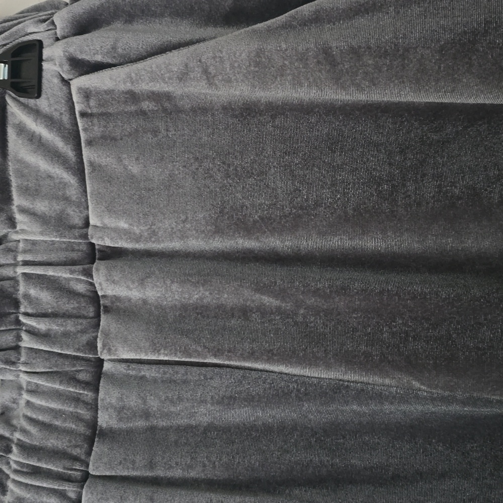Tteasures&Bond, Charcoal Velvet Pants, Sz M NWT - Picture 2 of 8